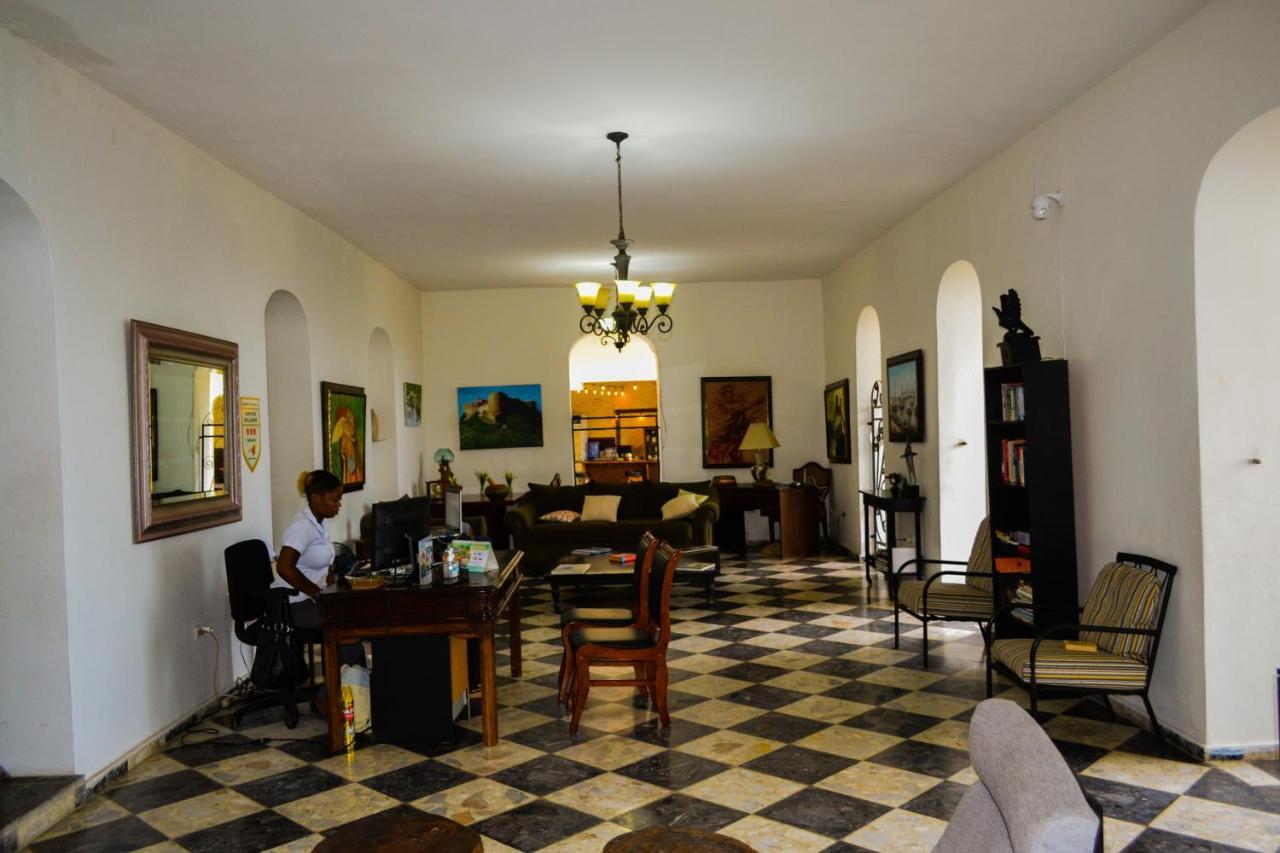 Habitation Des Lauriers Hotel Cap-Haitien Exterior photo