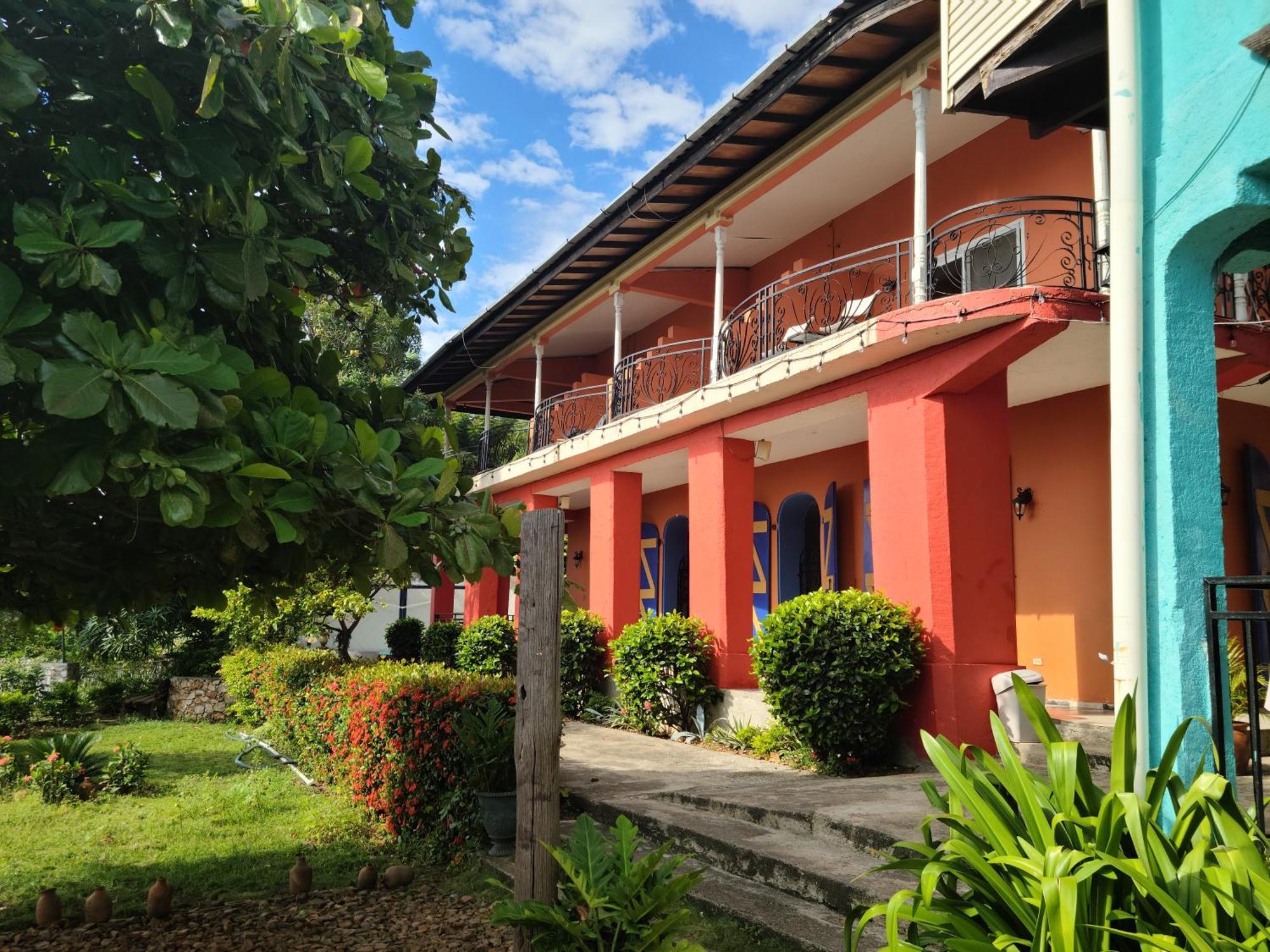 Habitation Des Lauriers Hotel Cap-Haitien Exterior photo