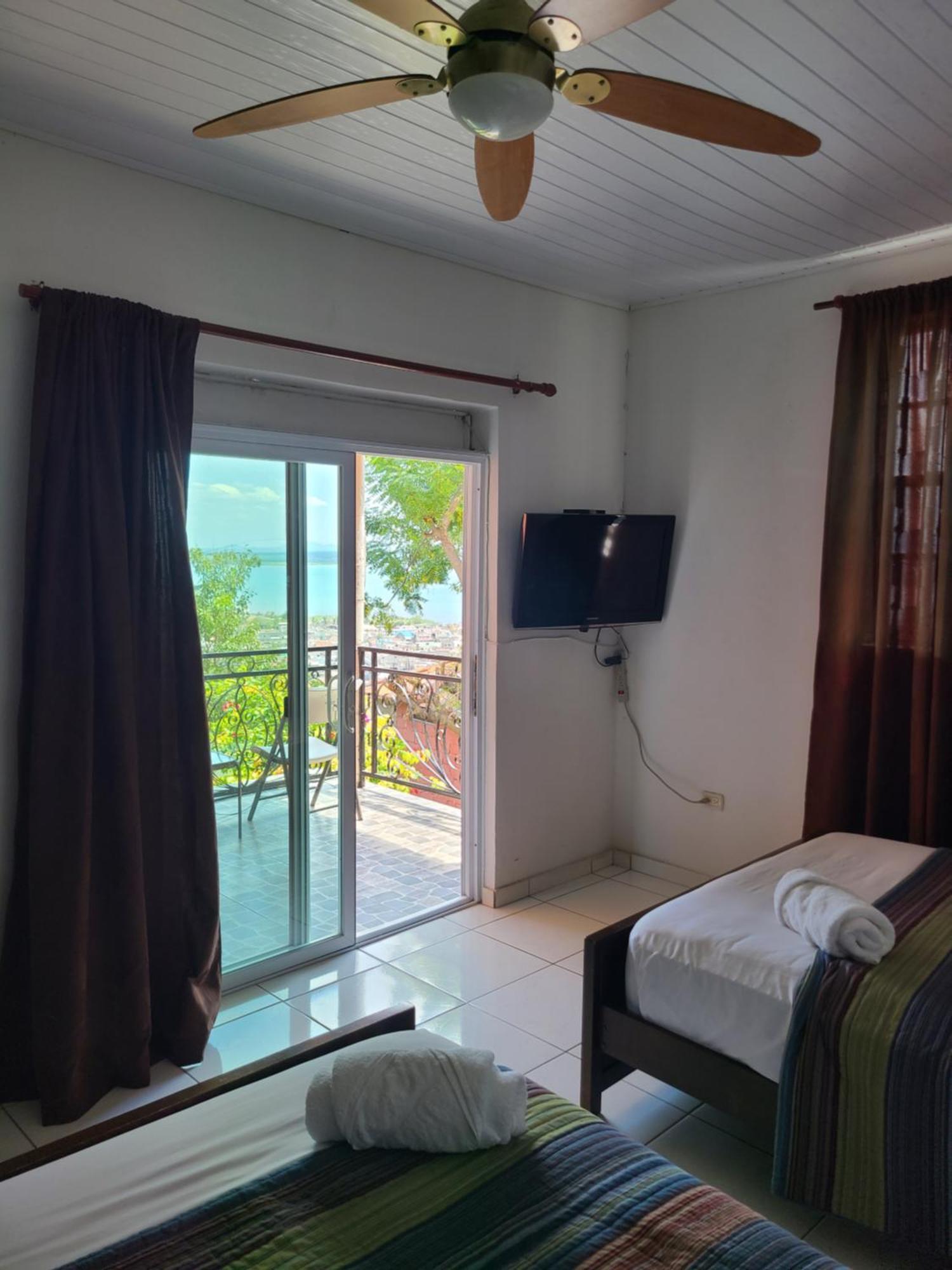 Habitation Des Lauriers Hotel Cap-Haitien Exterior photo