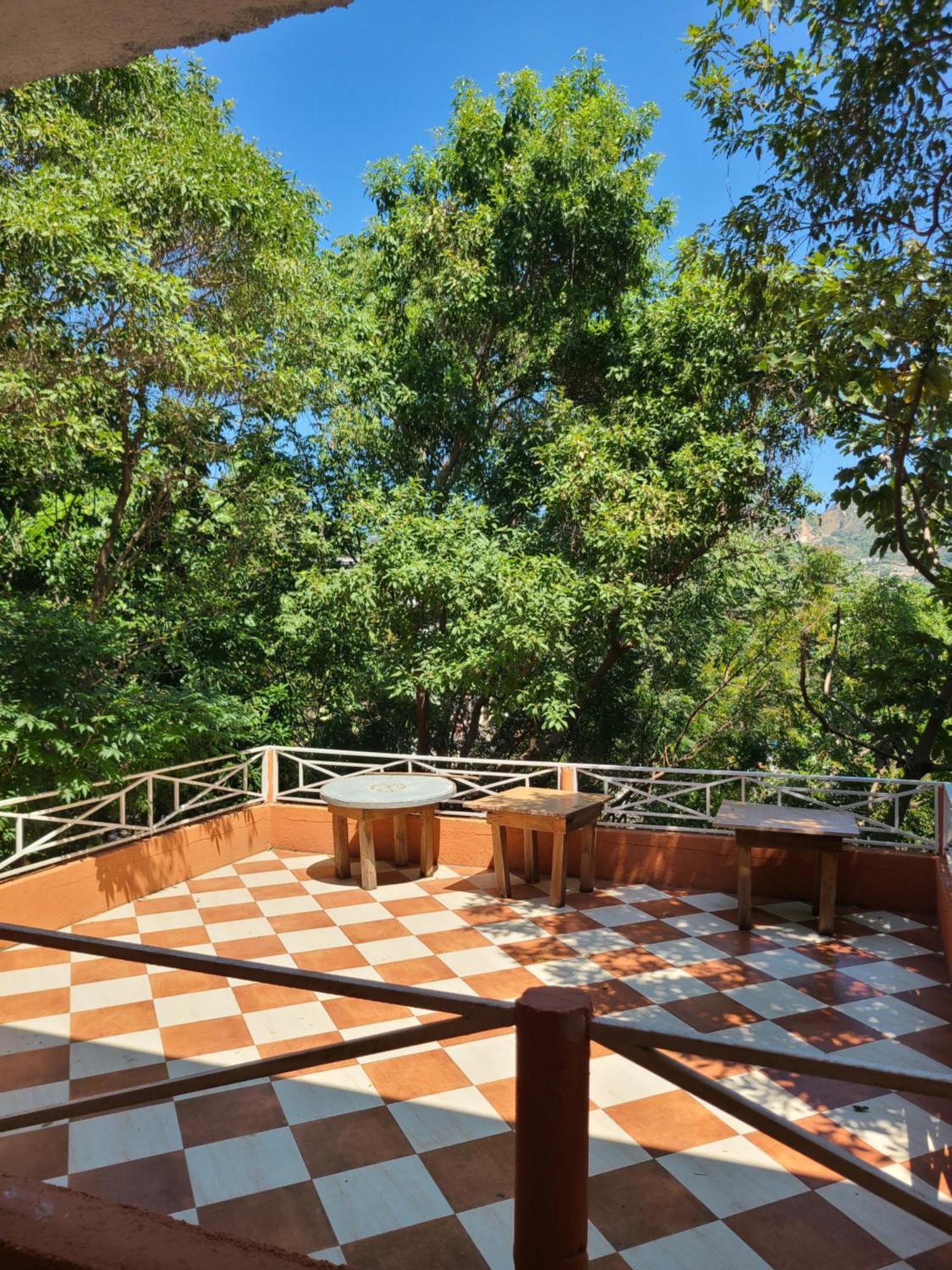 Habitation Des Lauriers Hotel Cap-Haitien Exterior photo