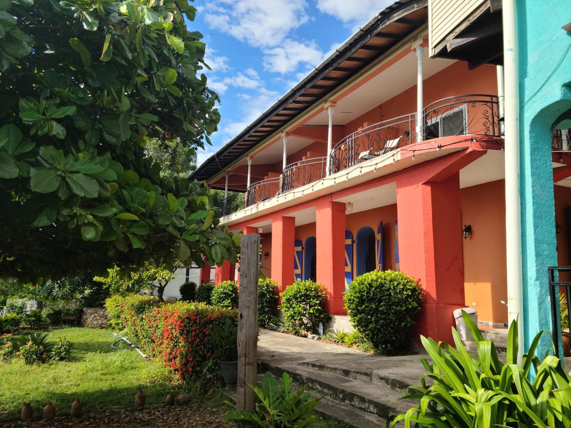 Habitation Des Lauriers Hotel Cap-Haitien Exterior photo